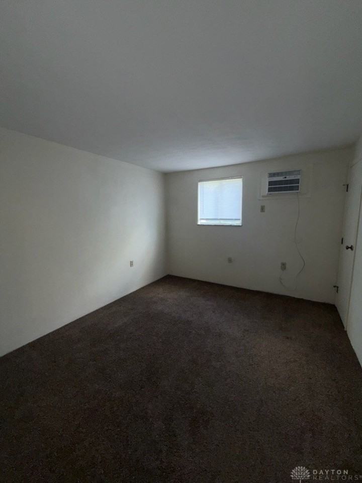 336 Grove St - Photo 5 of 12
