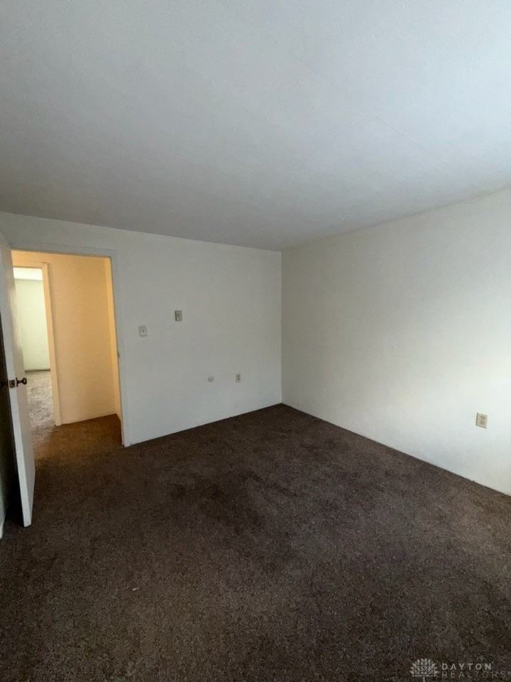 336 Grove St - Photo 7 of 12