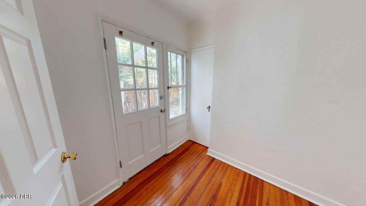 318 Braddock Ave #1 - Photo 6 of 24