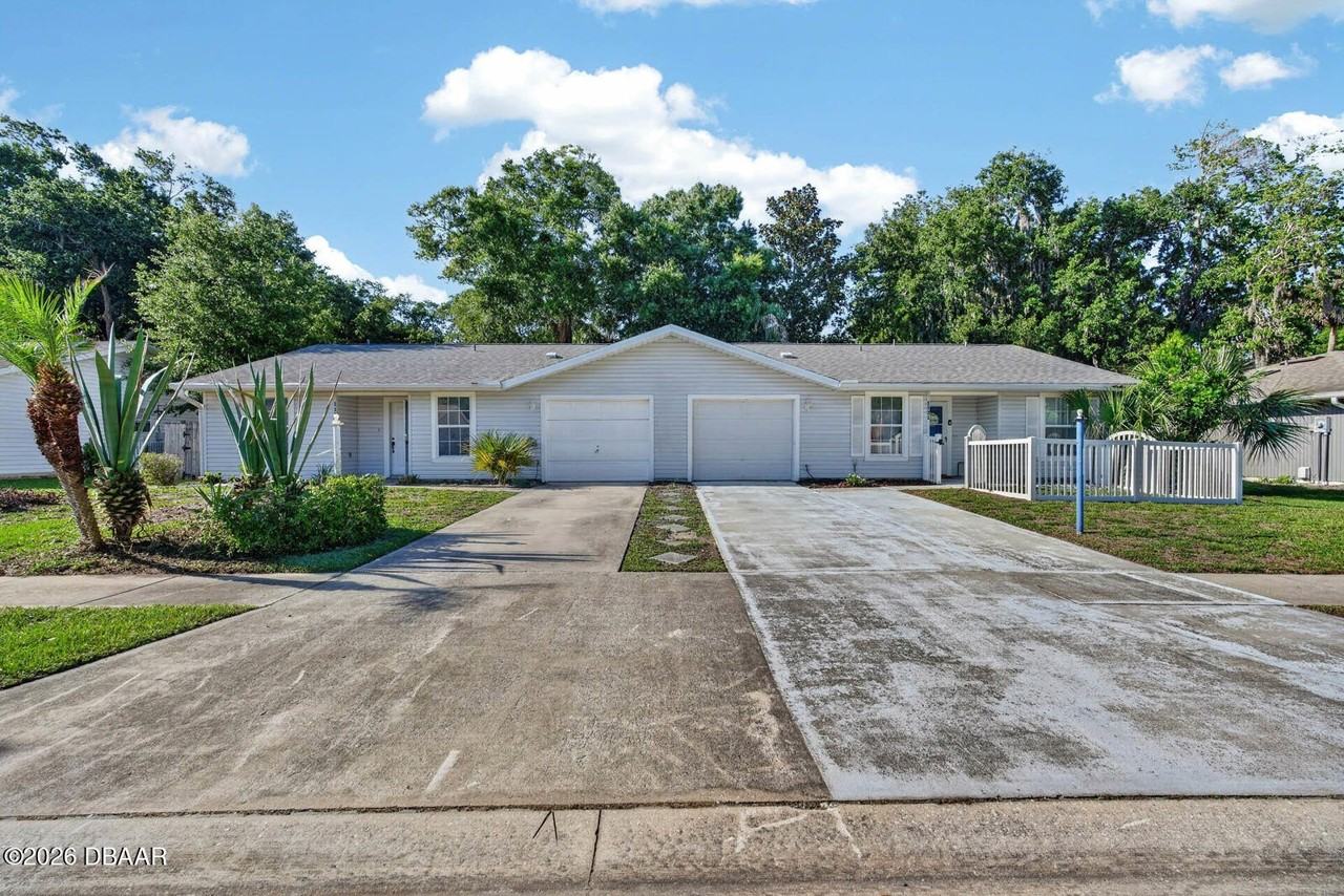 1133 Squirrel Nest Ln - Photo 6 of 37