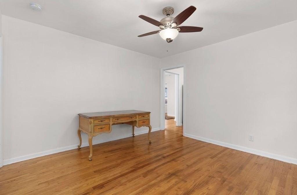 711 Barton Ave - Photo 7 of 27