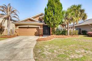 featured image of 895 Solimar Way