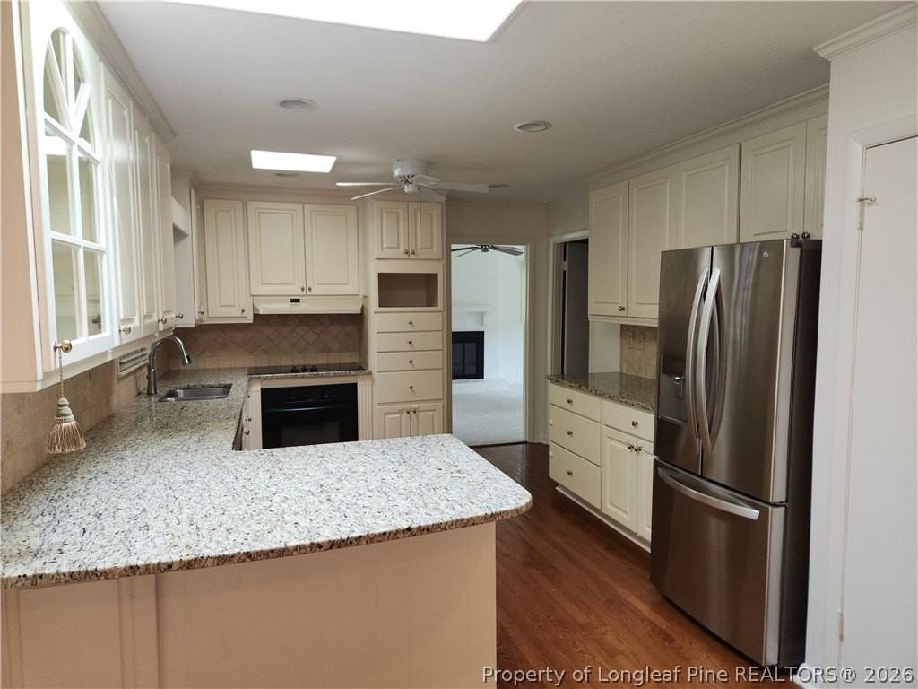 1810 Pugh St - Photo 3 of 21