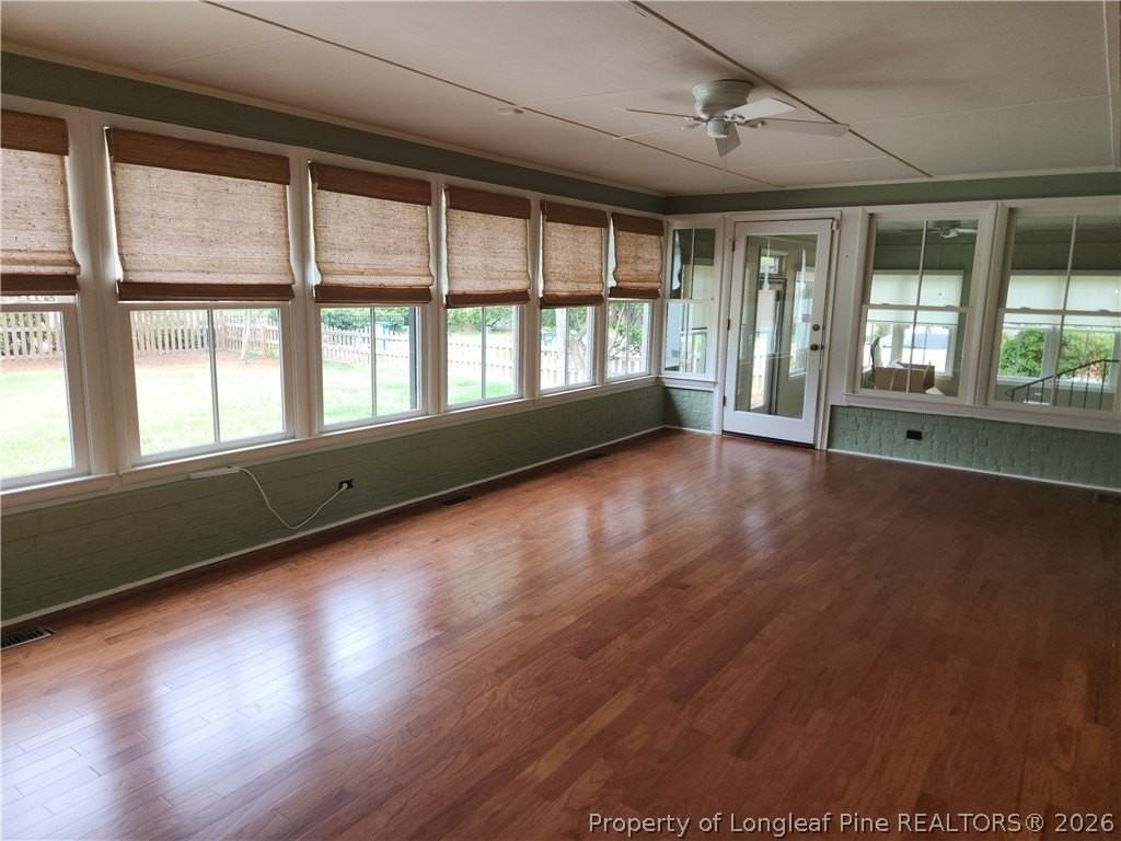 1810 Pugh St - Photo 6 of 21
