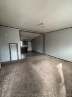 featured image of 142 Oak St