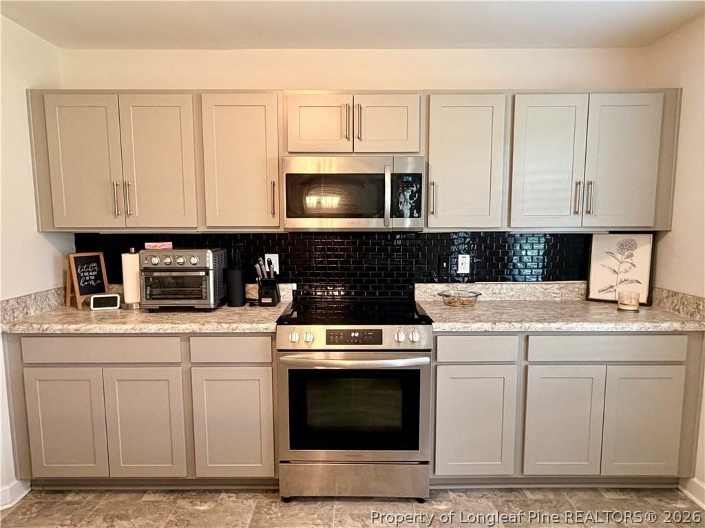 158 Craftsman Ct - Photo 5 of 37