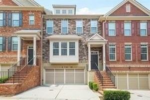 featured image of 2550 Sibley Dr Ne