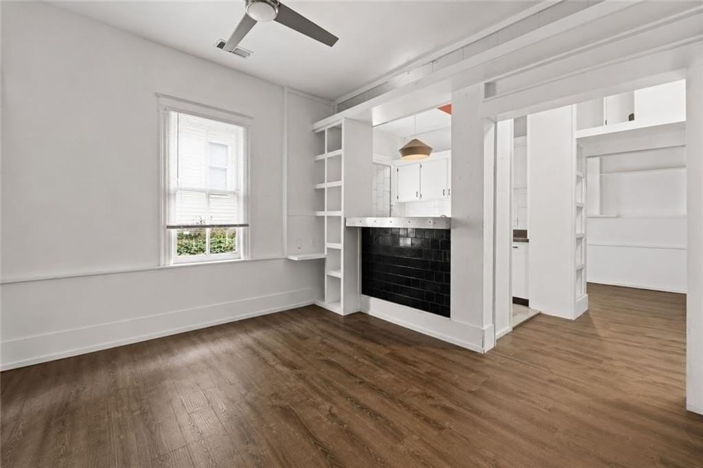 1081 Mcmillan St Nw - Photo 6 of 20