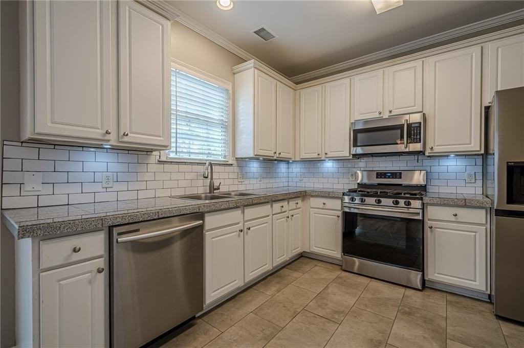 720 Gardenside Cir Se - Photo 6 of 18