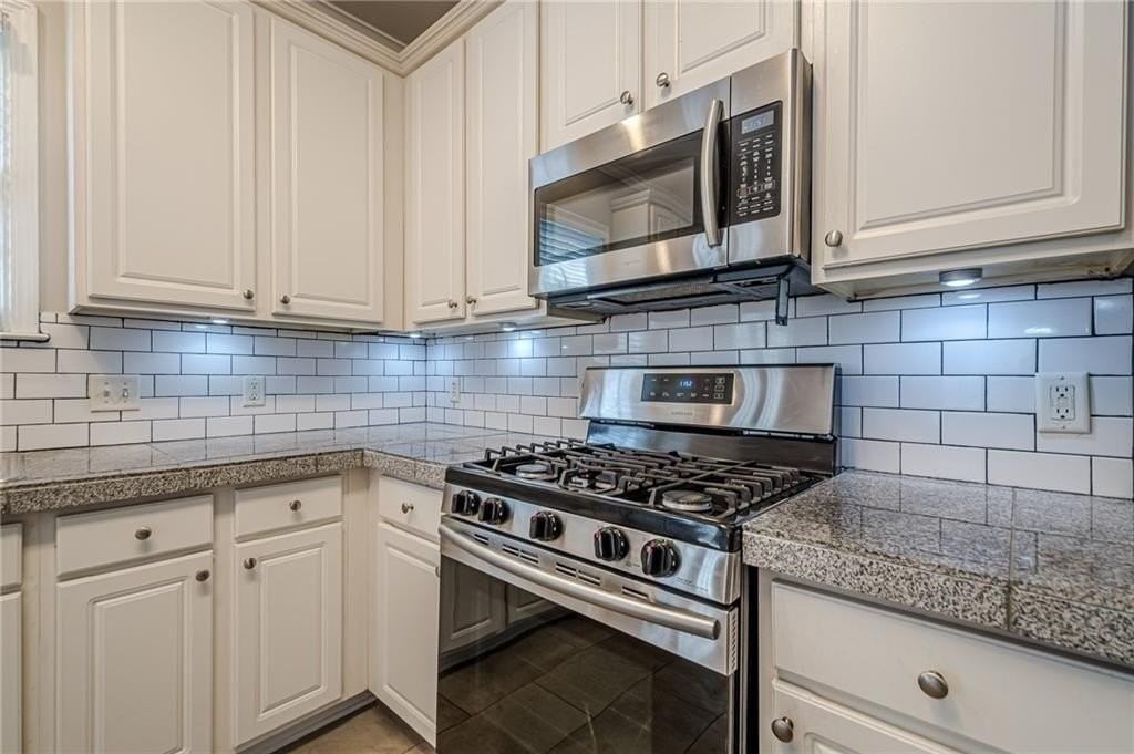 720 Gardenside Cir Se - Photo 7 of 18