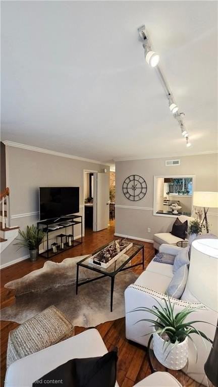 3119 Colonial Way #F - Photo 4 of 16