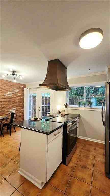3119 Colonial Way #F - Photo 7 of 16