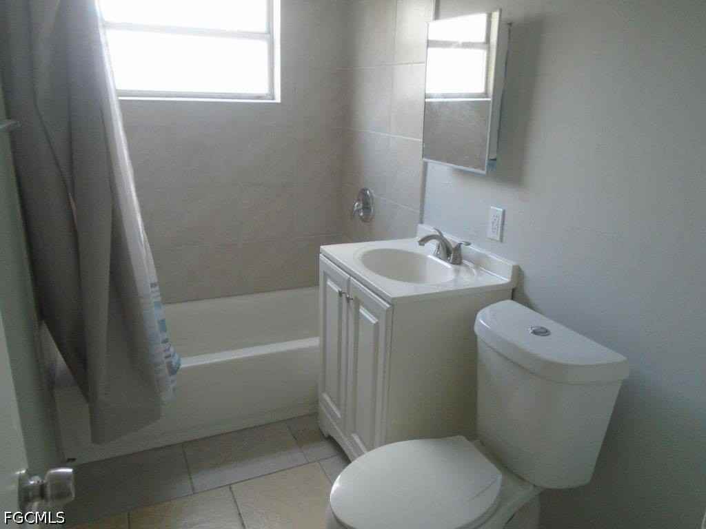 330 Ottumwa Ave - Photo 6 of 7