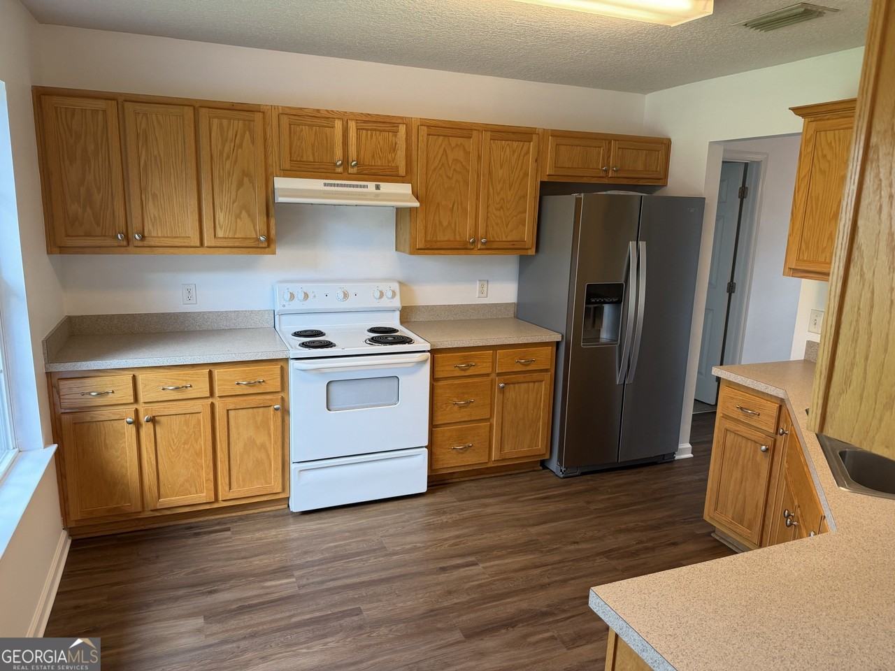 244 Merriwood Cir - Photo 2 of 17