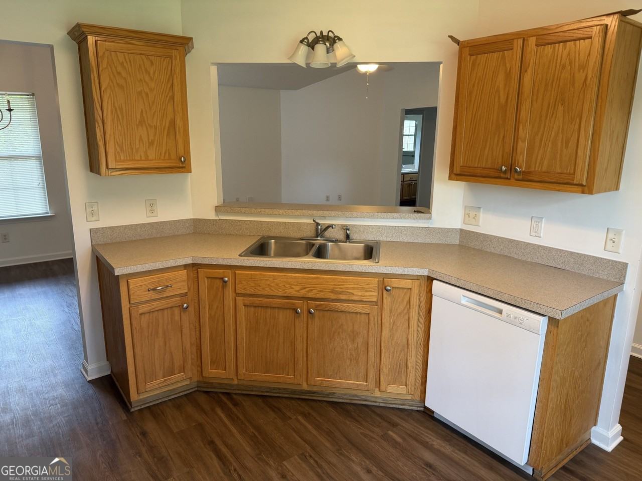244 Merriwood Cir - Photo 3 of 17