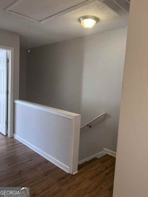 2770 Parkway Cv - Photo 3 of 10