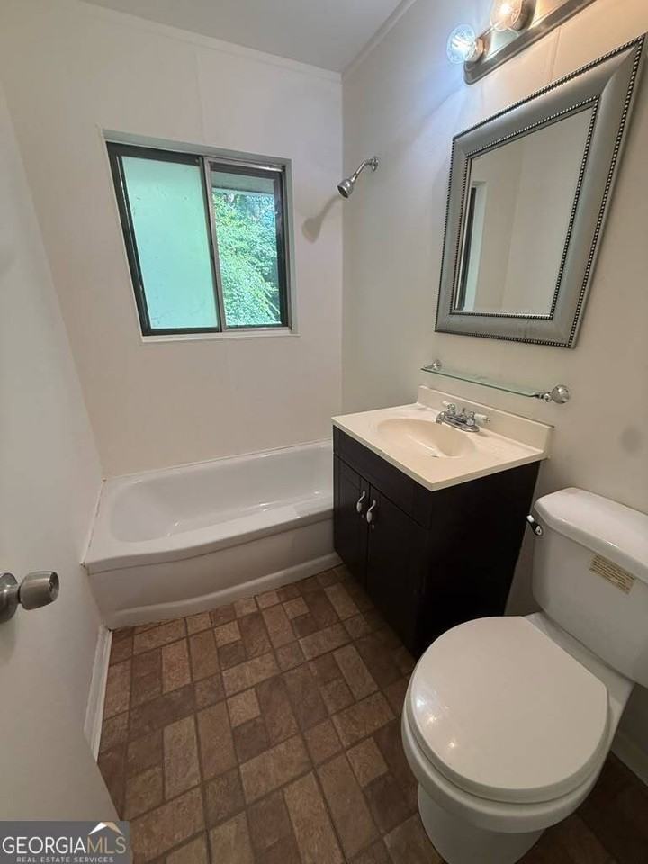 480 Evergreen Dr - Photo 5 of 14