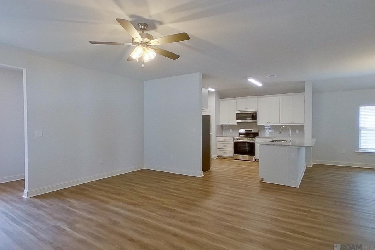 17617 Carlisle Ave - Photo 3 of 18