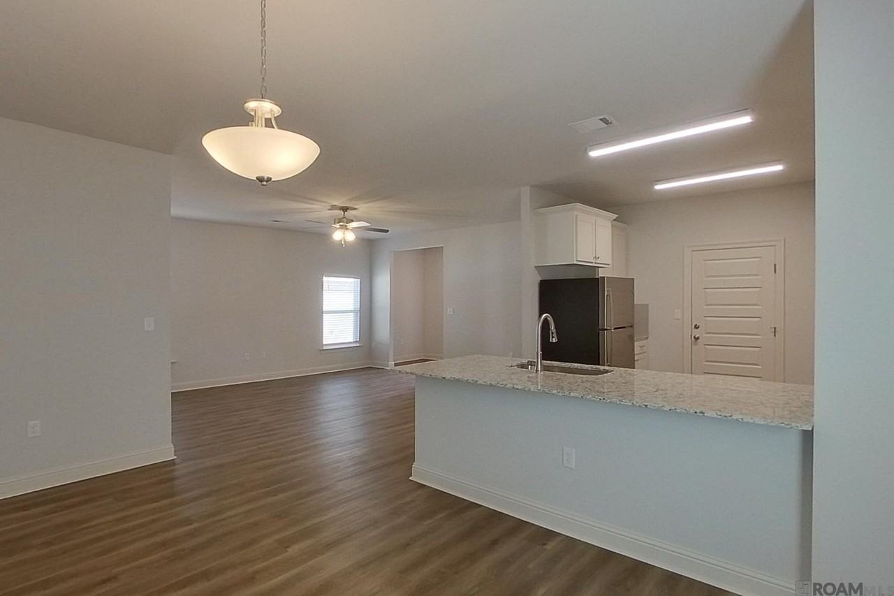 17617 Carlisle Ave - Photo 7 of 18