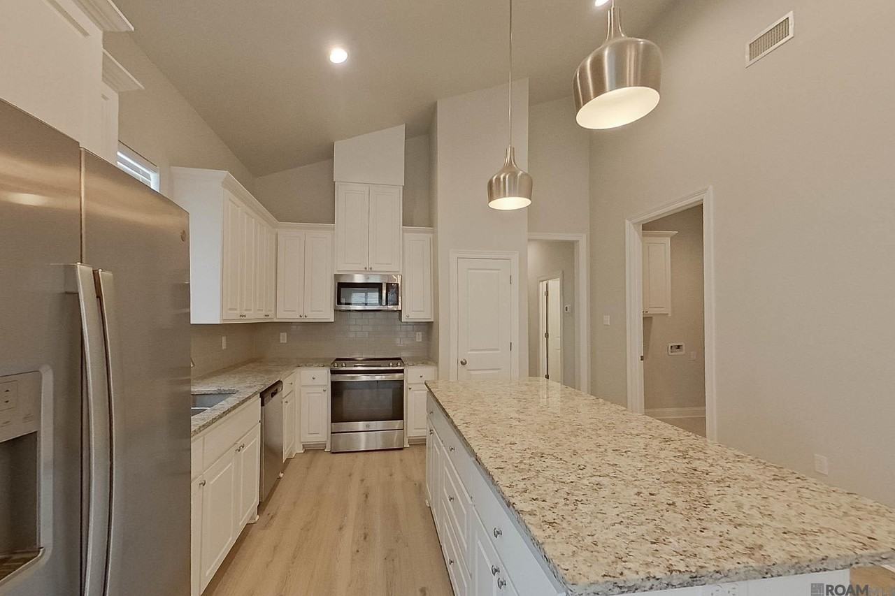 4822 Mokki Ln - Photo 5 of 22