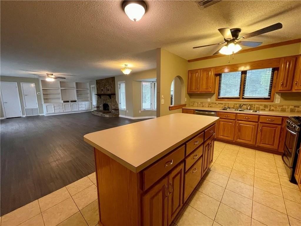 6300 Creel Rd - Photo 3 of 16