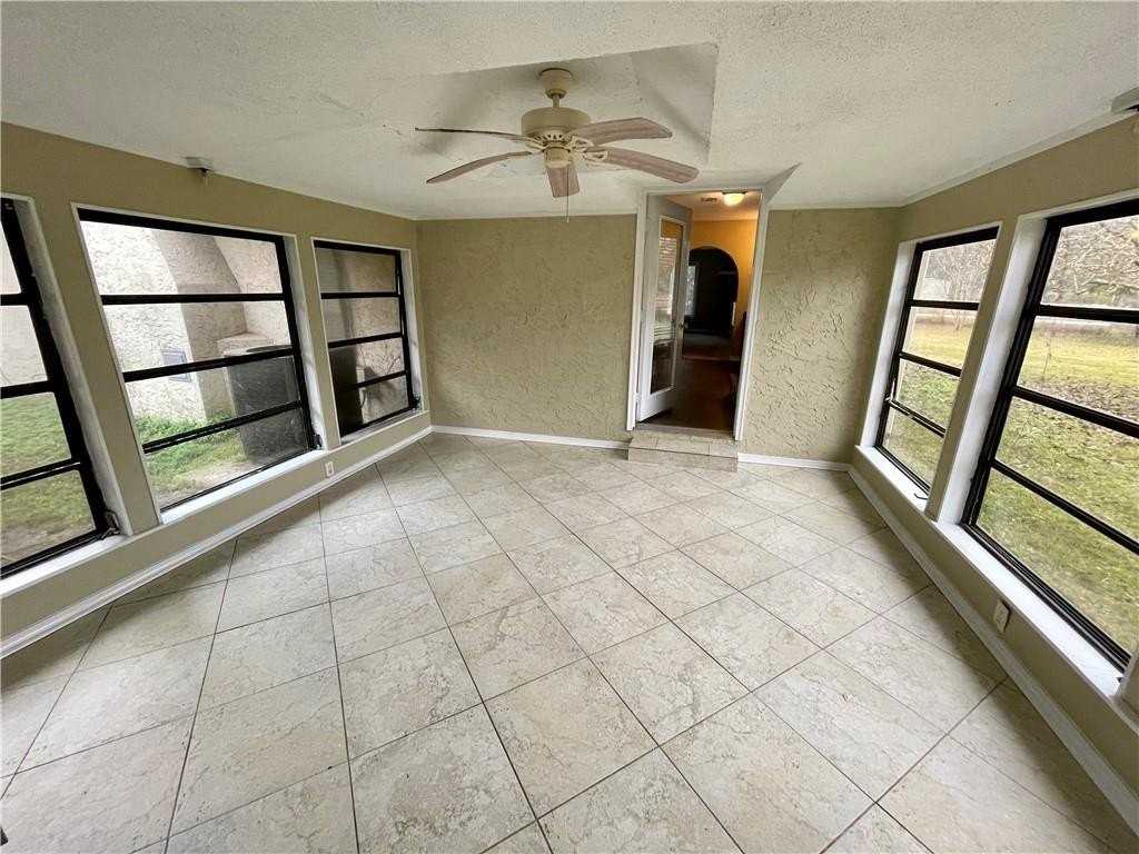 6300 Creel Rd - Photo 7 of 16