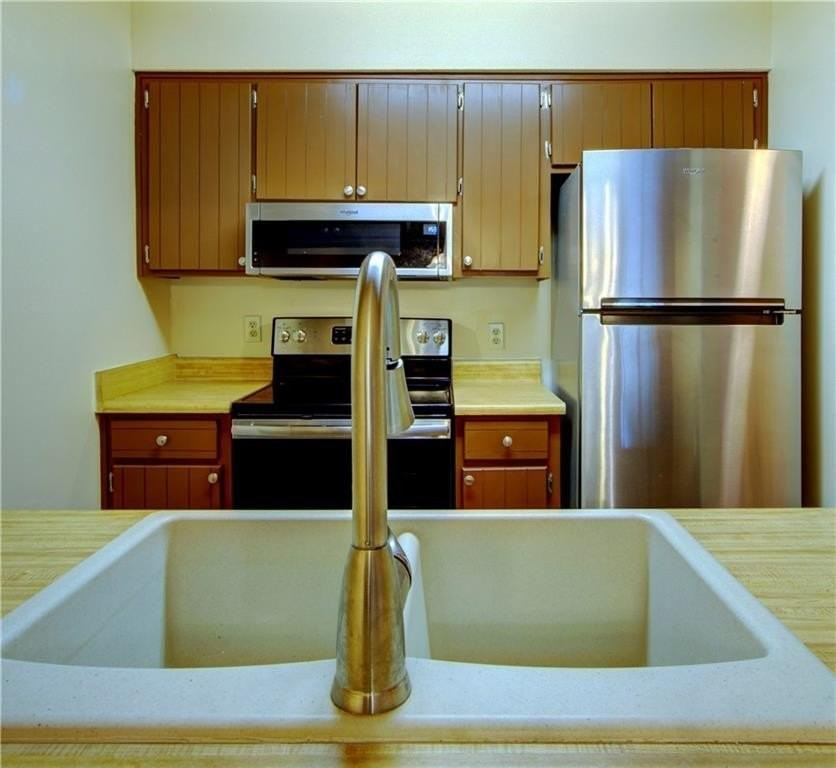 639 Brockinton Pt #639 - Photo 5 of 14