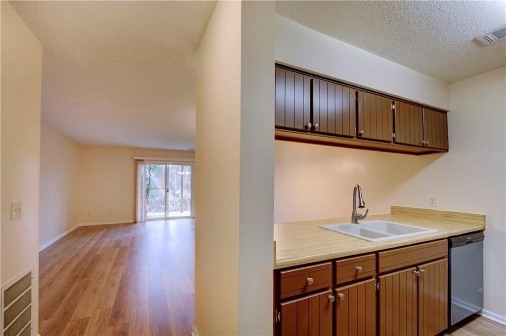 639 Brockinton Pt #639 - Photo 6 of 14