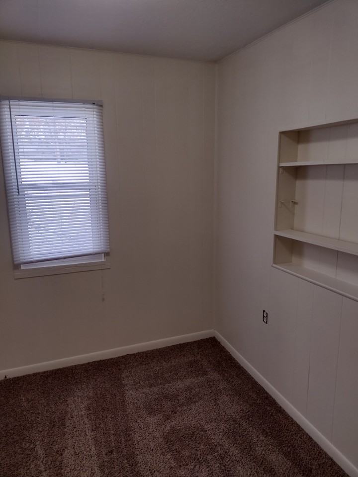 821 Ravencrest Ave #821 - Photo 7 of 10