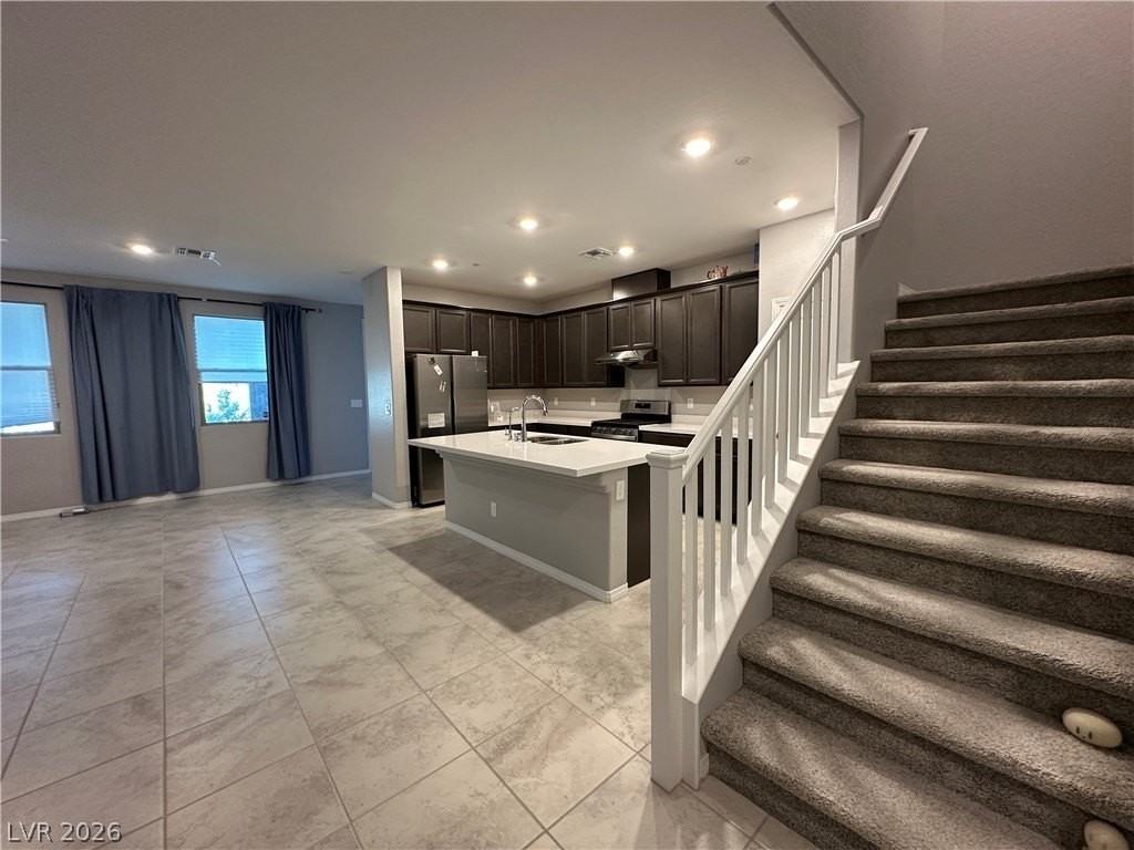 486 Granite Arch St - Photo 6 of 22