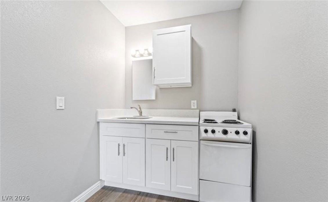 308 Eastminister Ct #E - Photo 6 of 9