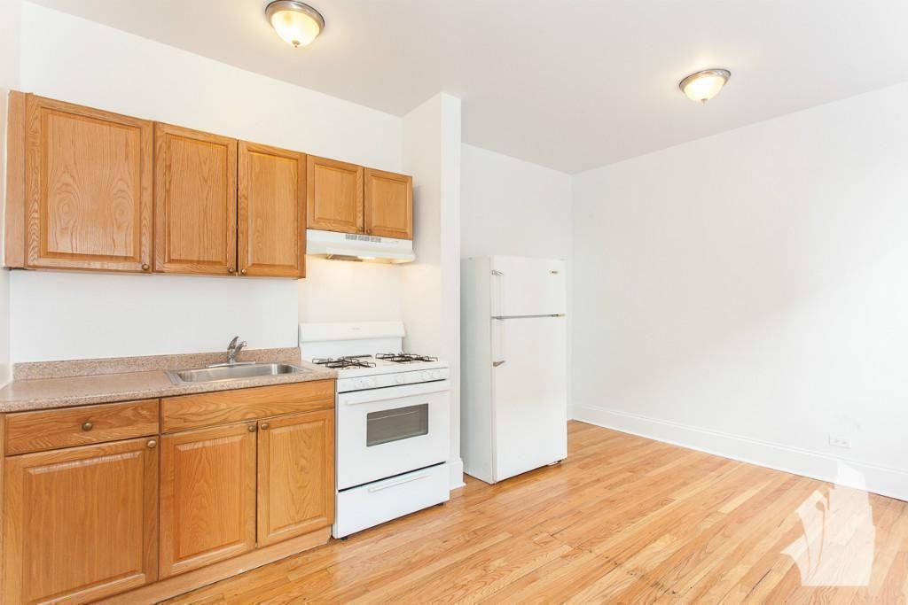 2737 N Spaulding Ave #209 - Photo 5 of 7