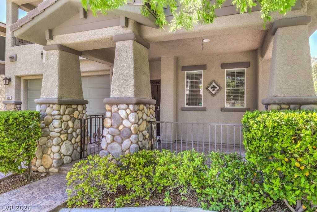 10517 Howling Coyote Ave - Photo 4 of 37