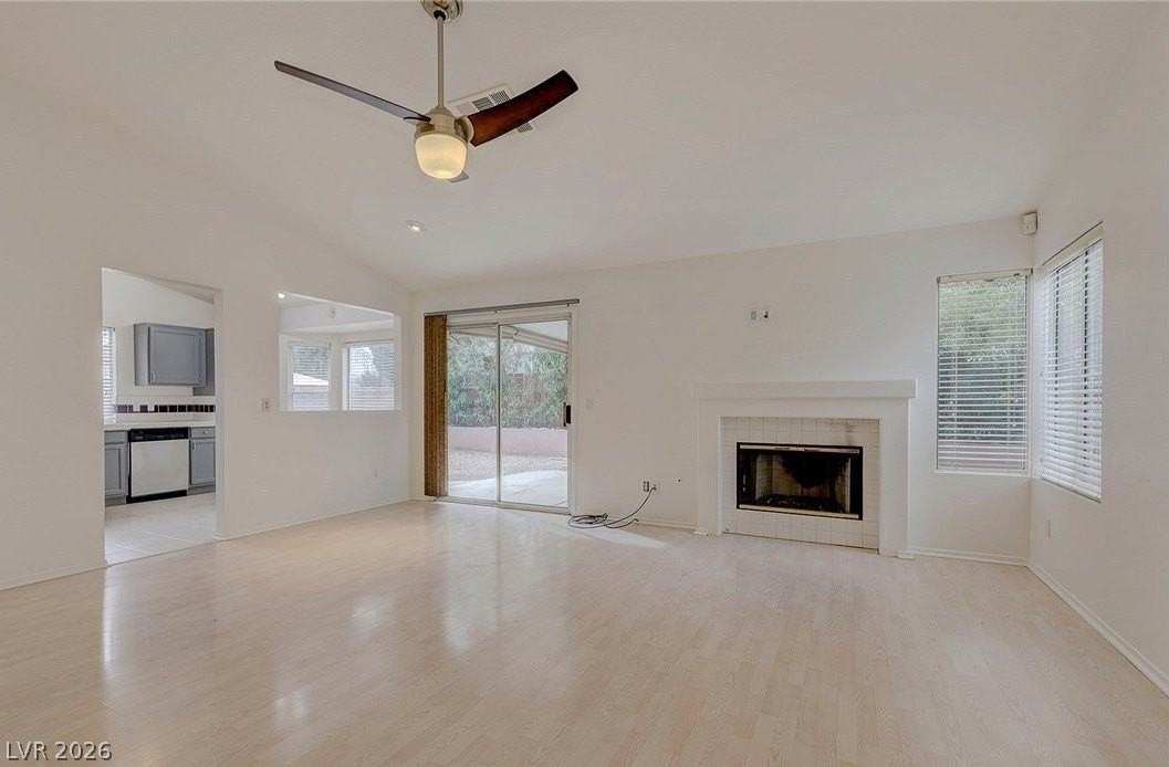 7225 Scenic Hills Dr - Photo 6 of 32