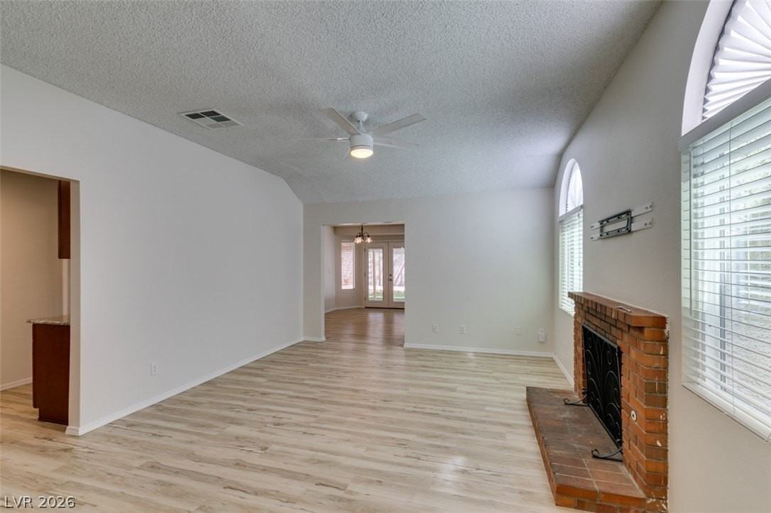 2842 Preciso Ln - Photo 4 of 23