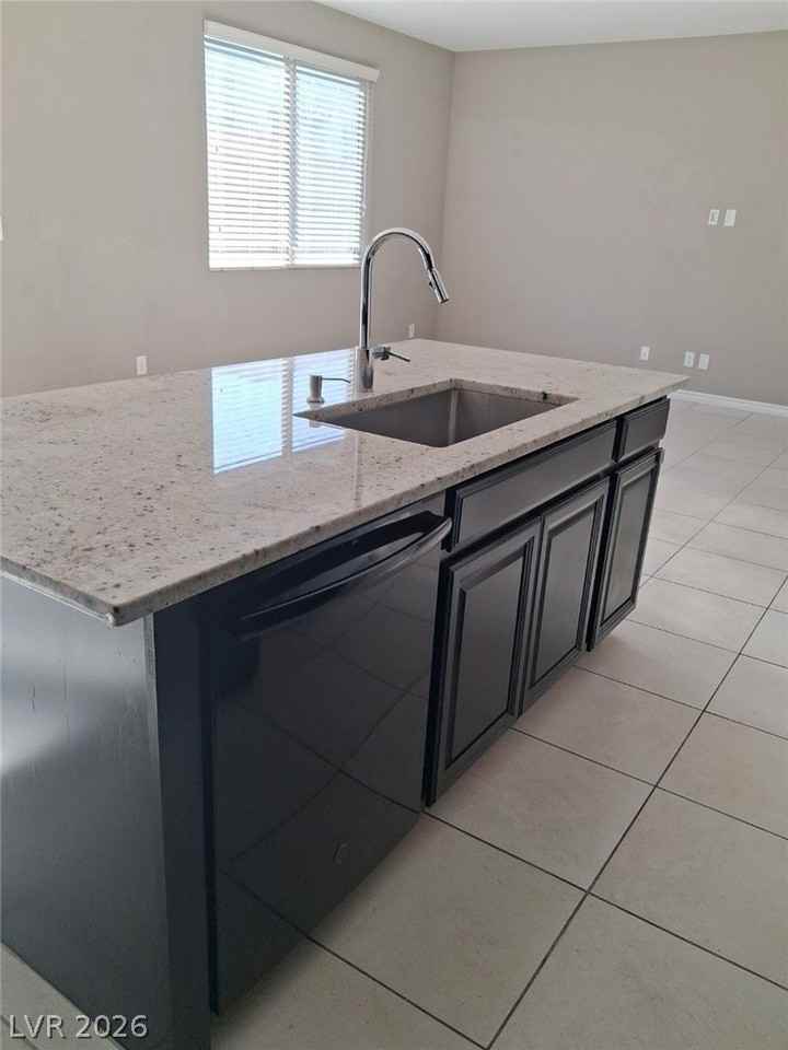 909 Bluebell Brook St - Photo 4 of 14