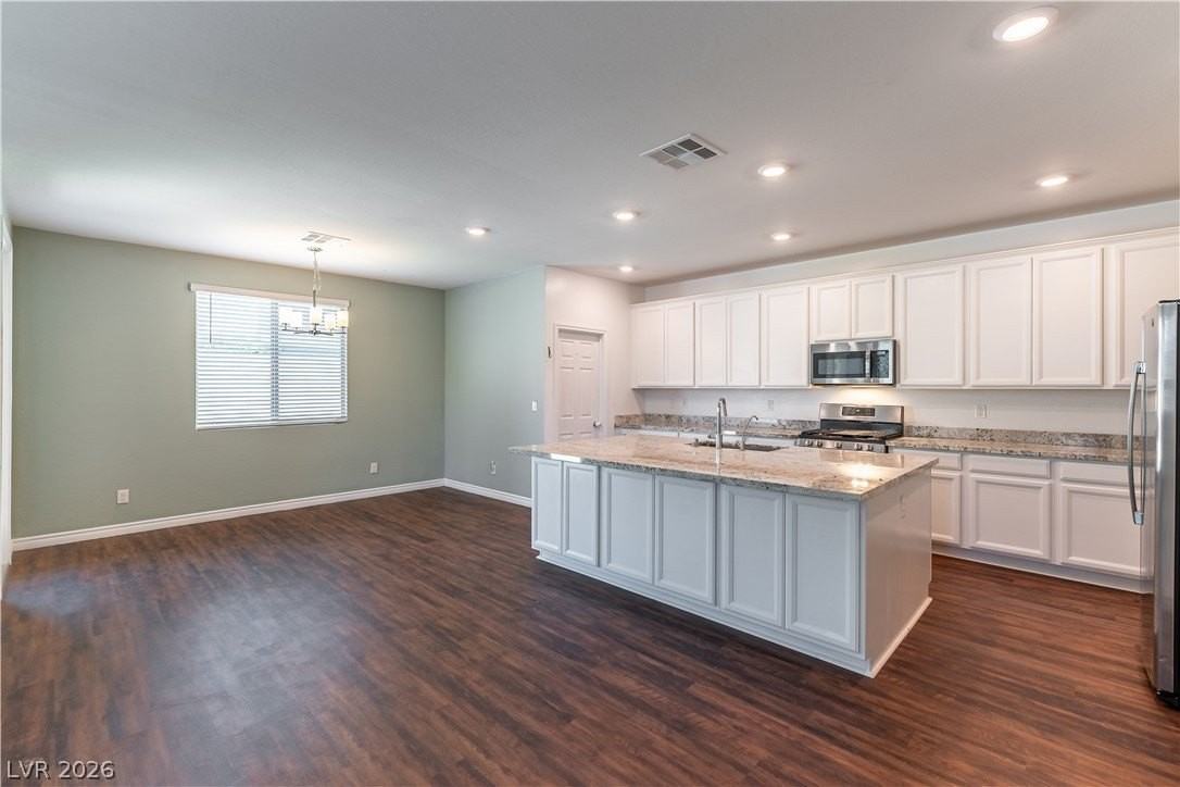 1006 Junipine Ave - Photo 3 of 12
