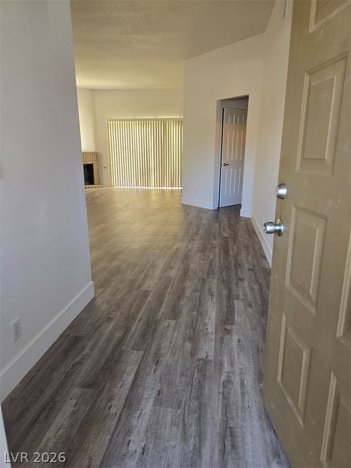 8641 Toscana Ln - Photo 3 of 27