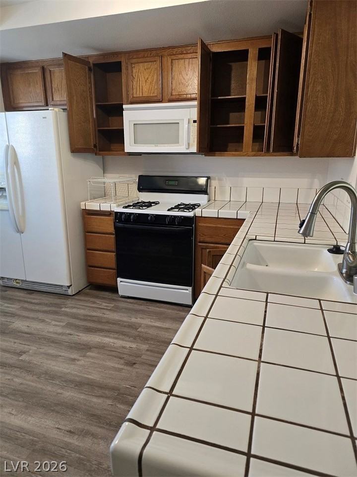 8641 Toscana Ln - Photo 7 of 27