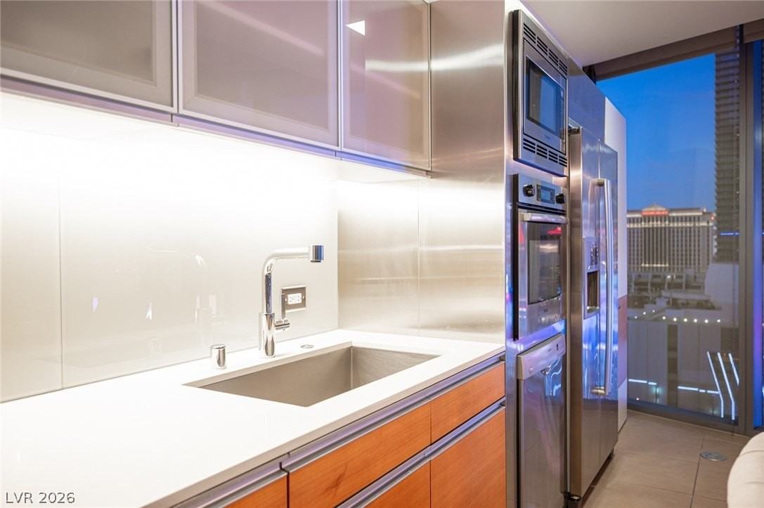 3722 Las Vegas Blvd S #1506 - Photo 5 of 39