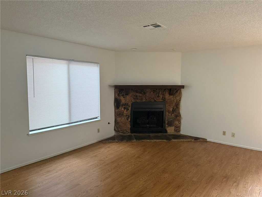 2119 Pine Breeze Ln - Photo 3 of 21