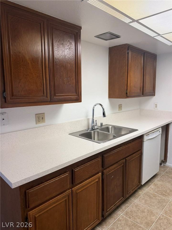 2119 Pine Breeze Ln - Photo 6 of 21