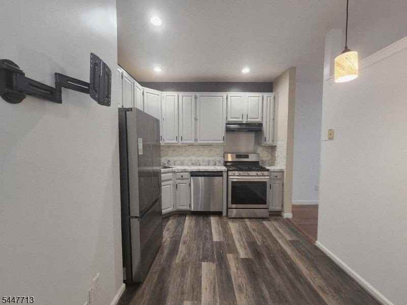 1104 Oakcroft Ln - Photo 5 of 17