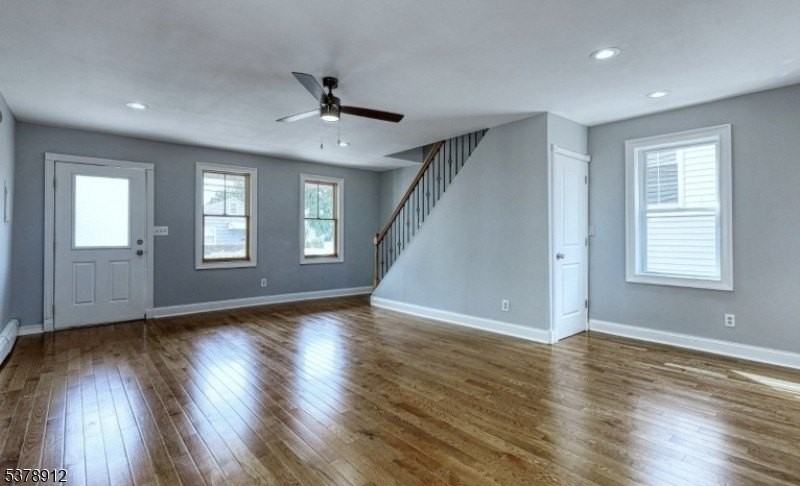 101 Carlton Ave - Photo 2 of 23