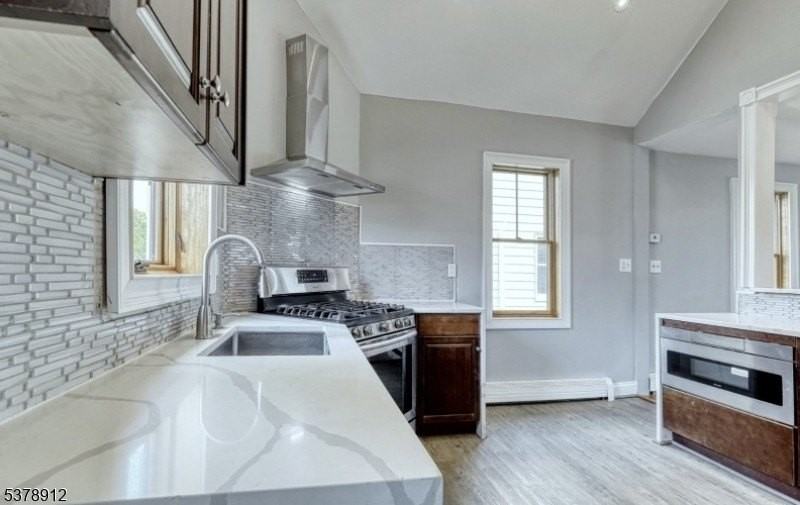 101 Carlton Ave - Photo 5 of 23