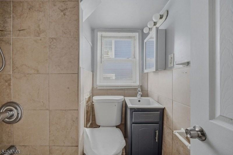 143 20th Ave #1 - Photo 6 of 15