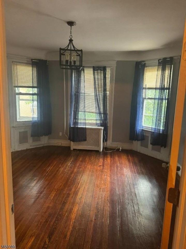 45 N 17th St - Photo 4 of 11