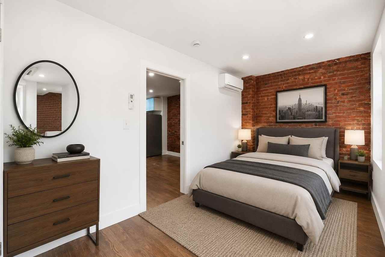 216 6th St #2 - Photo 7 of 14