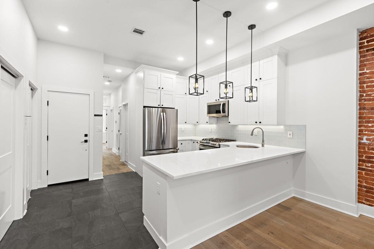 612 Washington St #2 - Photo 2 of 22