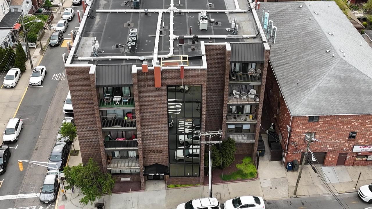 7430 Kennedy Blvd #103 - Photo 2 of 21